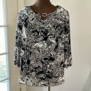 Black and cream paisley tunic